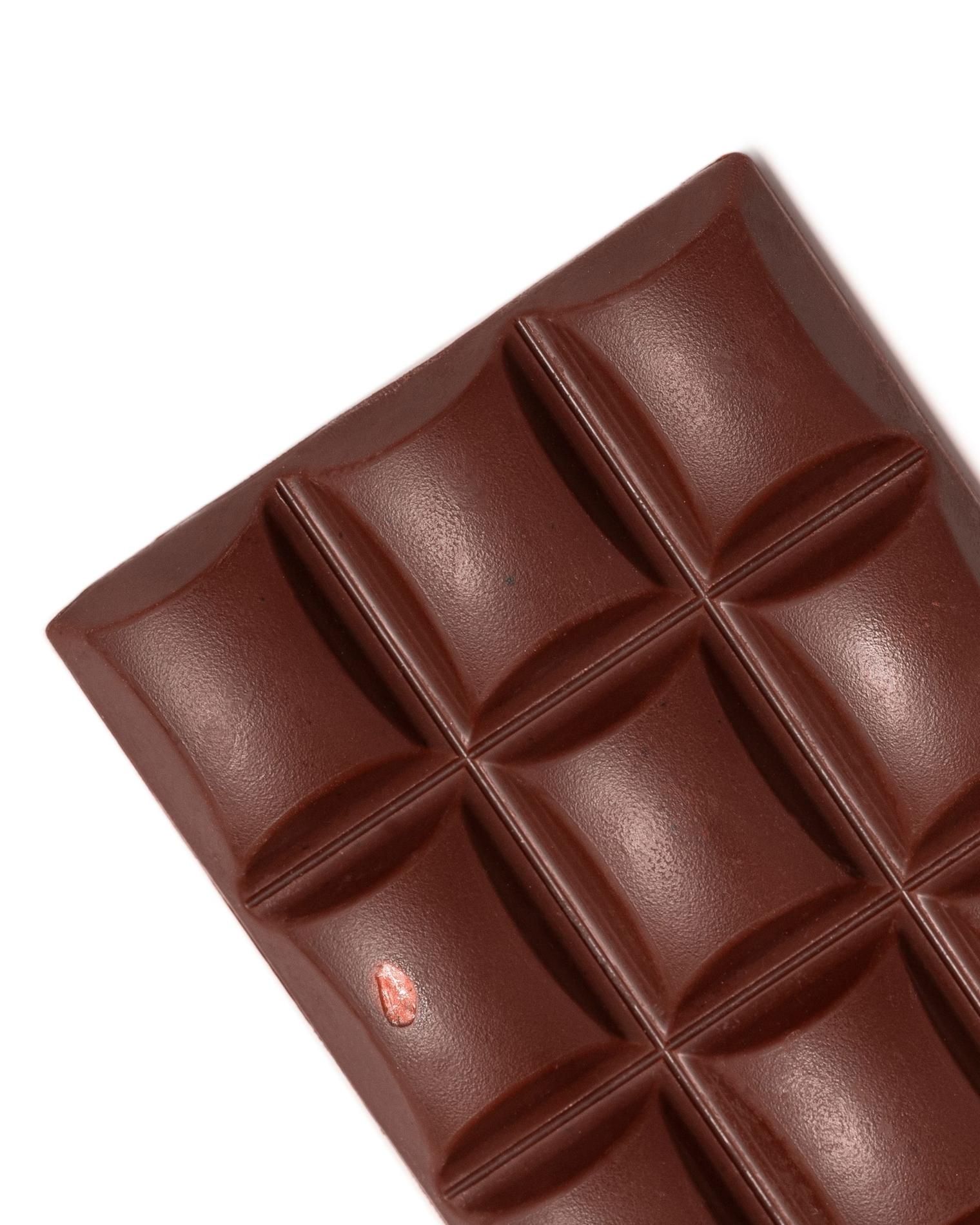 Tableta 63% Cacao Amazonia con Pistachos